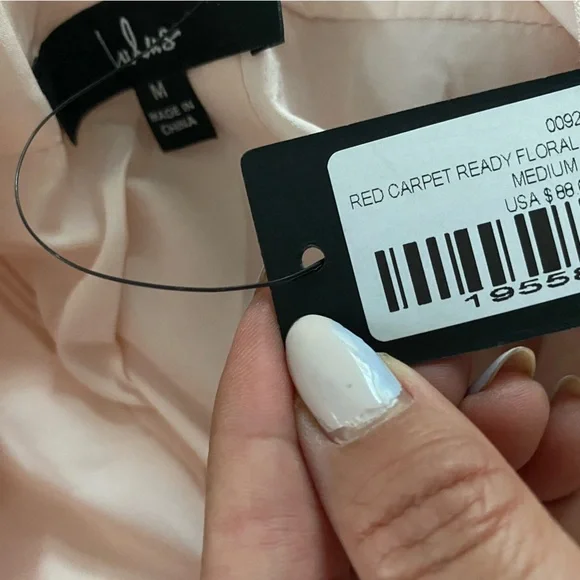 NWT Lulu's Red Carpet Ready Light Blush Pink Maxi Dress Size M - Picture 8 of 8